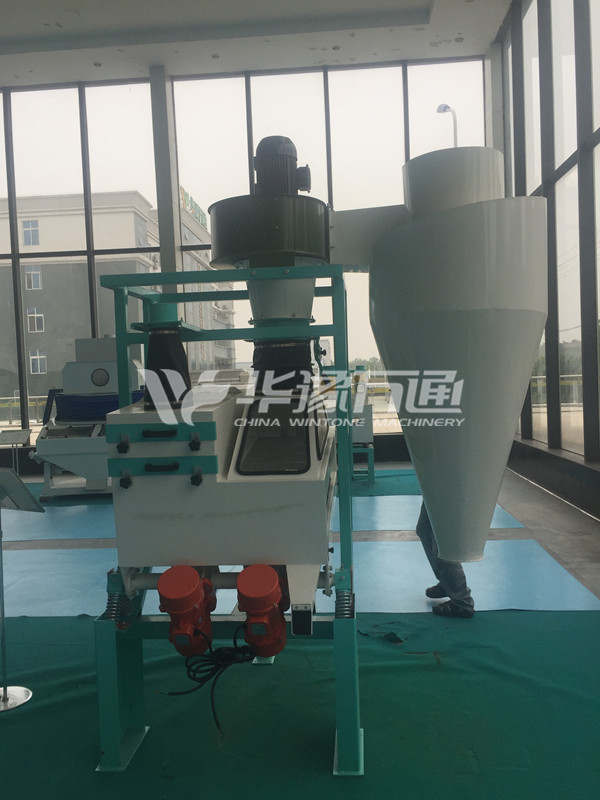 TQLS-85 Integrated <a href=http://www.corn-flourmill.com/Products/Corn-Cleaning-Machine/2018-03-22/Integrated-Grain-Cleaning-Machine.html target=_blank class=infotextkey>Grain Cleaning Machine</a>